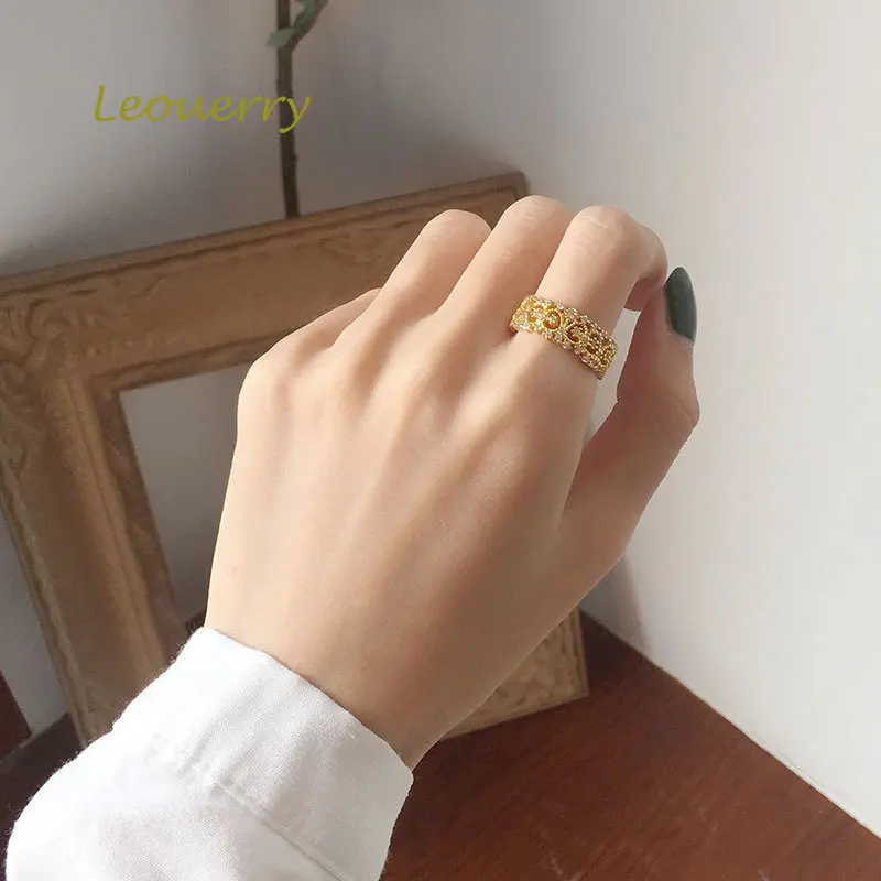 Кольцо женское из серебра 925 пробы с ажурной кружевной короной | Украшения и