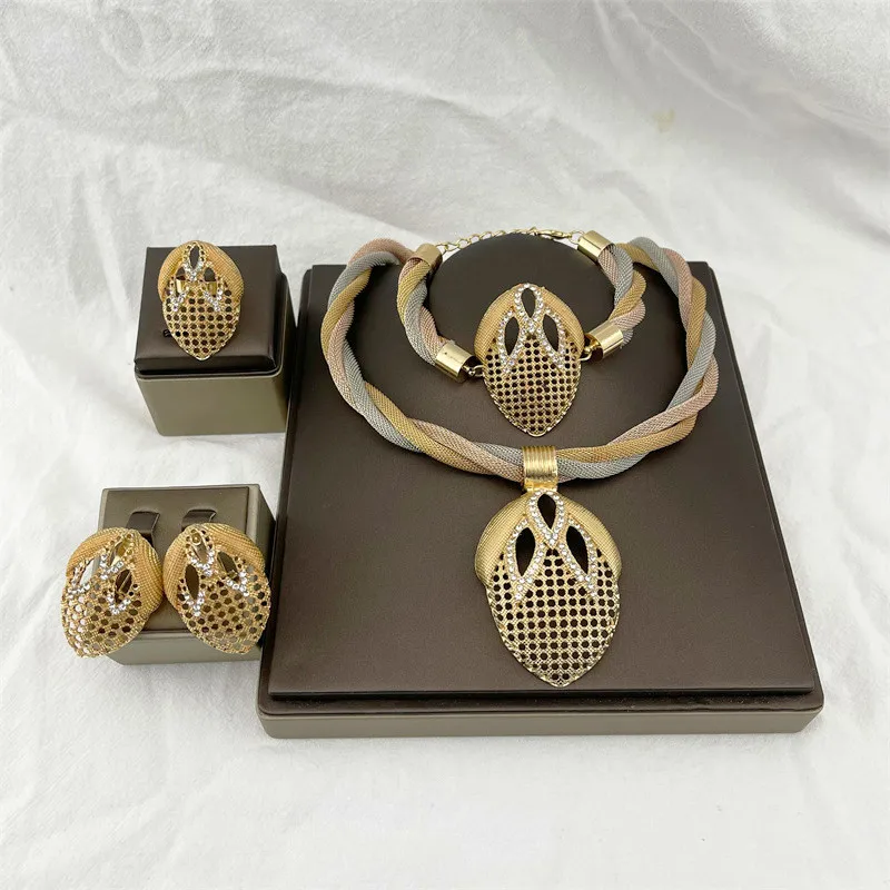 

New Style Jewelry Set African Jewelry Set Bridal Fashion Hабор Jewelry Necklace Charm Ladies Bracelet Gold Earrings Wedding