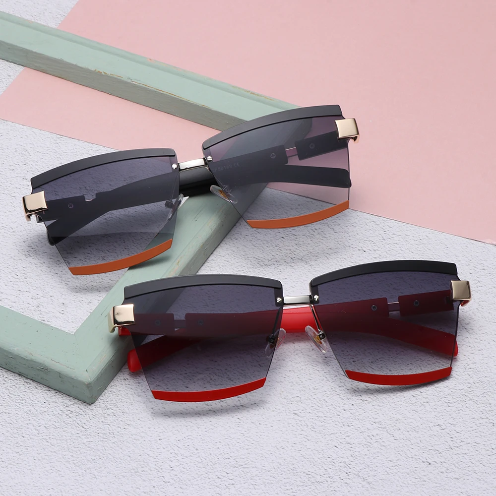 

1PC Fashion Oversized Square Sunglasses for Women Vintage Rimless Frame Sunglasses Gradient Eyewear UV400 Protection Glasses