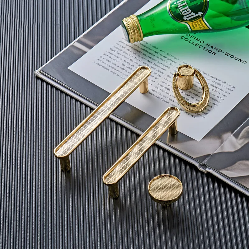 

Light luxury modern minimalist golden handle Nordic cabinet drawer single hole wardrobe door pendant