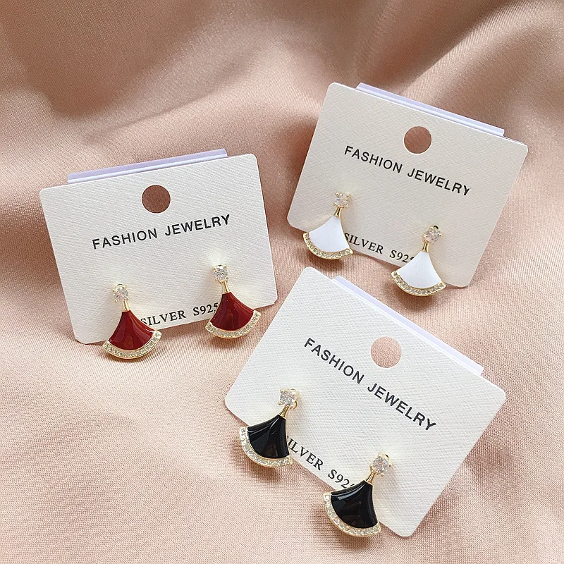 2020 новый дизайн корейские маленькие серьги в форме веера простые Кристальные