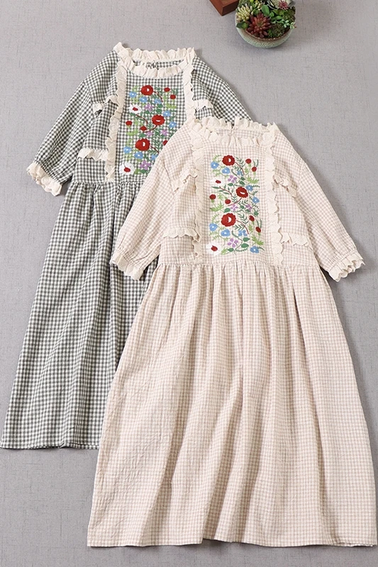 

Mori Girl Embroidered Cotton Linen Plaid Dress Summer New Japanese Art Lace Five-Point Sleeve Pullover Dress