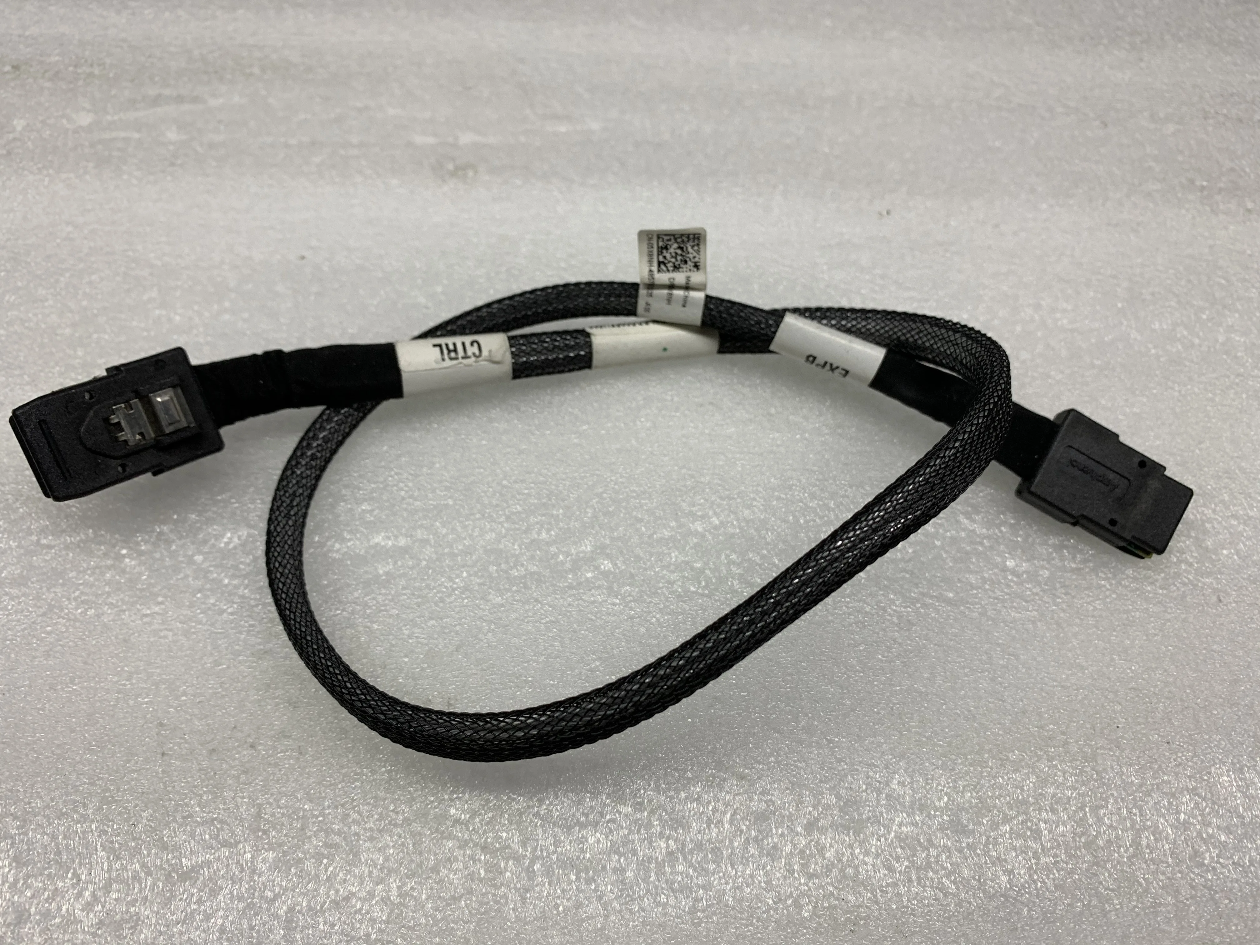 

5X8NH Dell 20 Mini-SAS to Mini-SAS Backplane Controller Cable 05X8NH