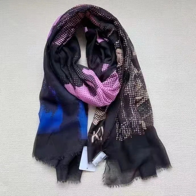 

Новые женские шарфы