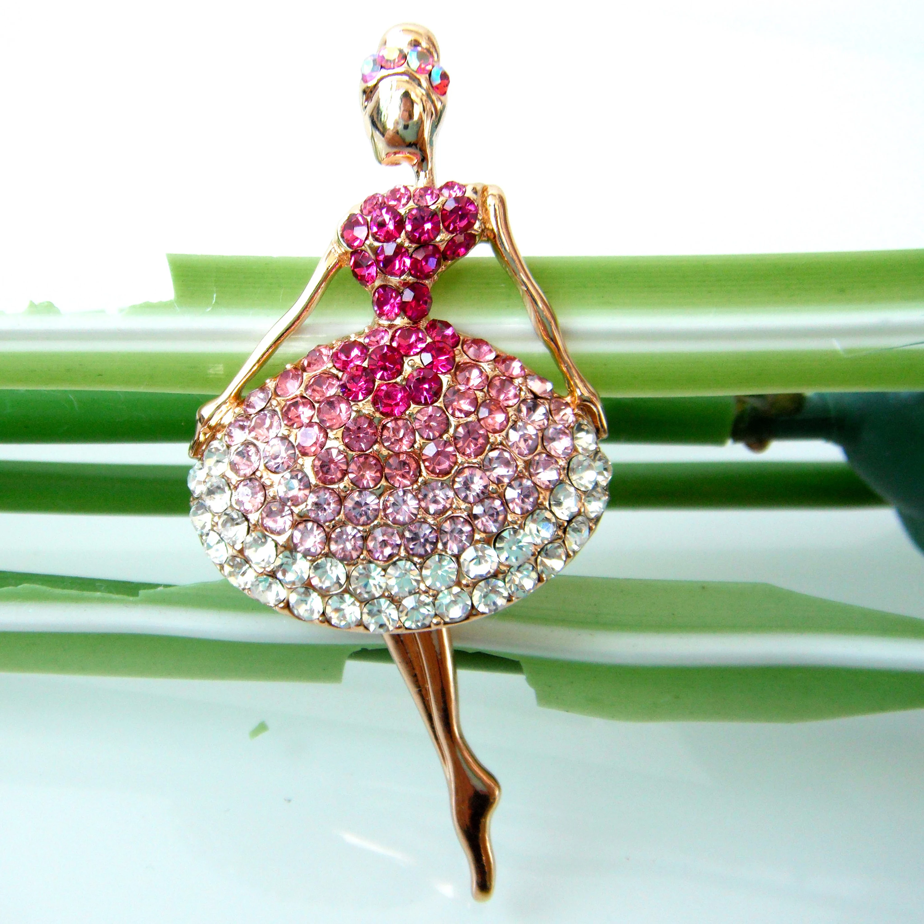 Navachi танцевальный балет девушка Кристалл Стразы желтый GP Брошь Pin SMT7809 | Украшения