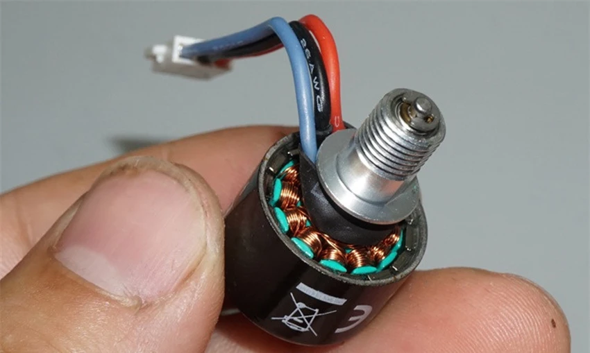 Четырехосевой бесщеточный двигатель RC 3000KV Реверс/Ортодонтическая резьба высокоскоростной бесщеточный Внешний двигатель ротора диаметр вала 1,8 мм