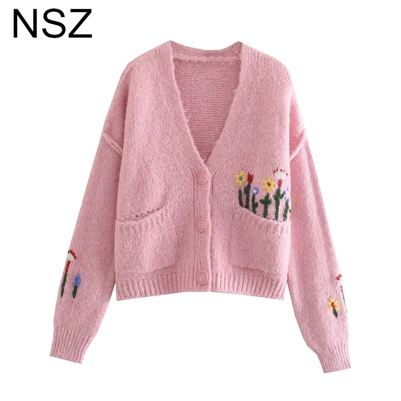 

Женский укороченный свитер с вышивкой, большие размеры