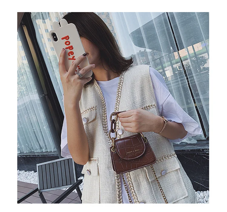 Fashion Mini Saddle Women Shoulder Bags Designer Brand Acrylic Chain Handbags Luxury Pu Leather Female Crossbody Bag Small Purse