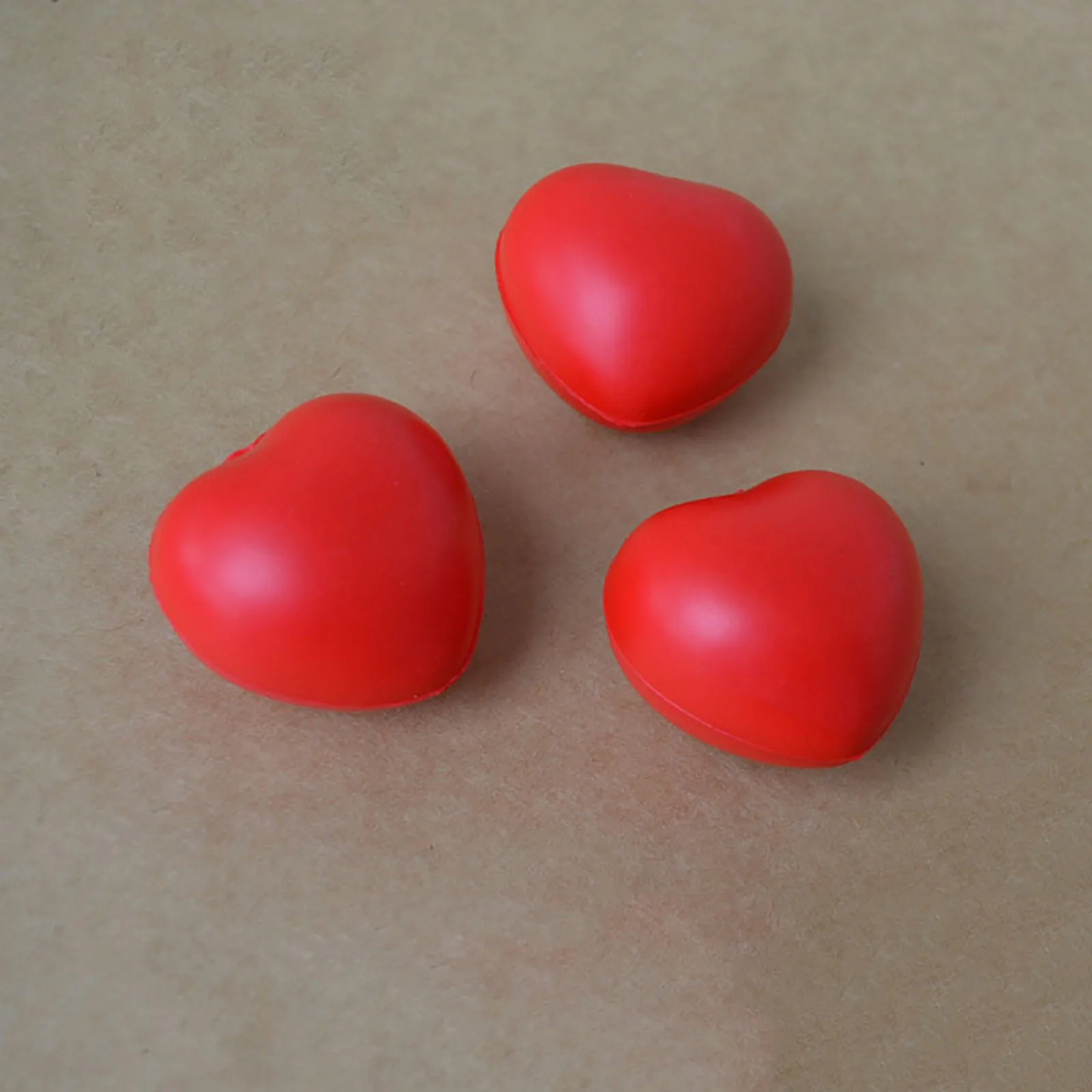 

Heart-shaped Red Cream Scented Sticky Slow Rising Press Strap Kid Decompression Toy Funny New Toys Cute Cartoon
