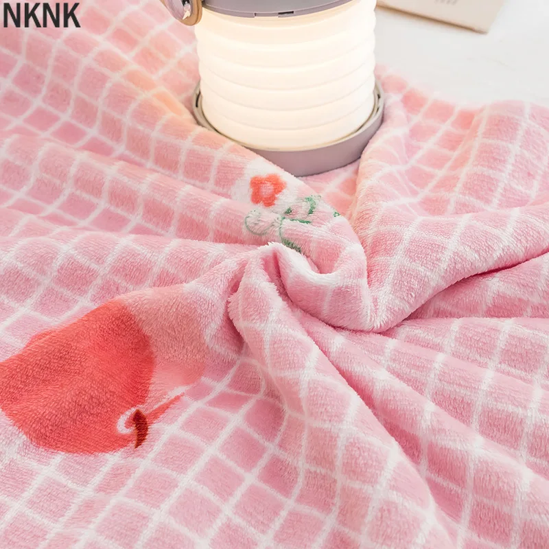 

Peach bedspread blanket 200x230cm High Density Super Soft Flannel Blanket to on for the sofa/Bed/Car Portable Plaids