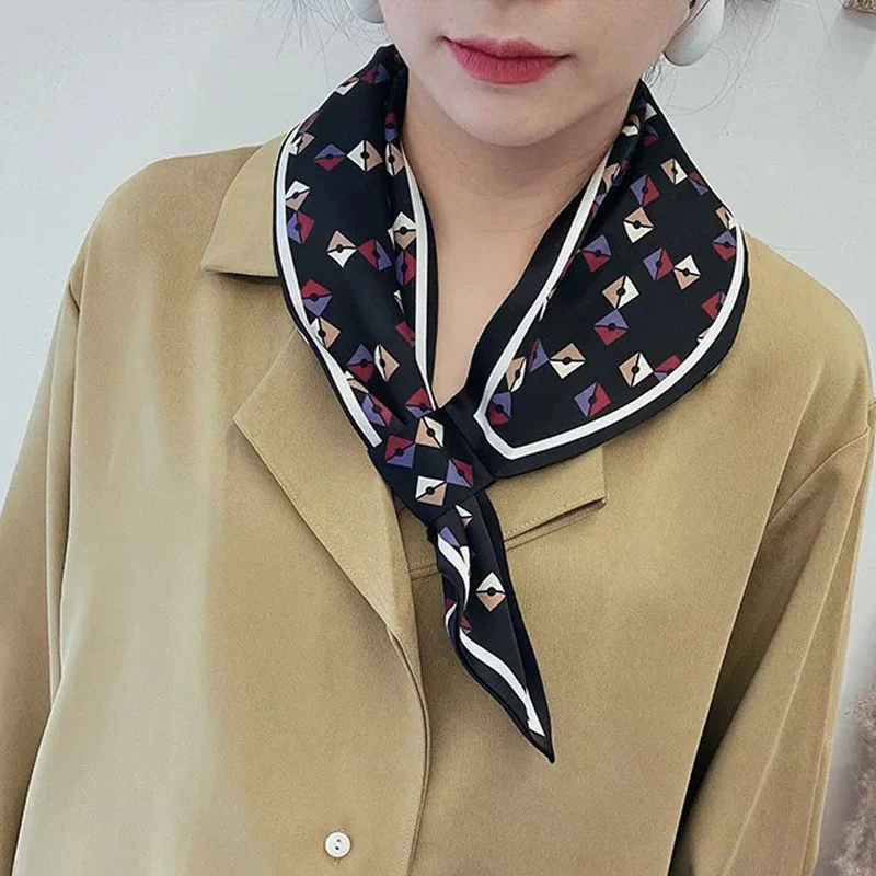 

Geometric Print Scarf Female Wild Interspersed with Streamers Fashion Bags Decorative Women Silk Scarve Bufanda Mujer black