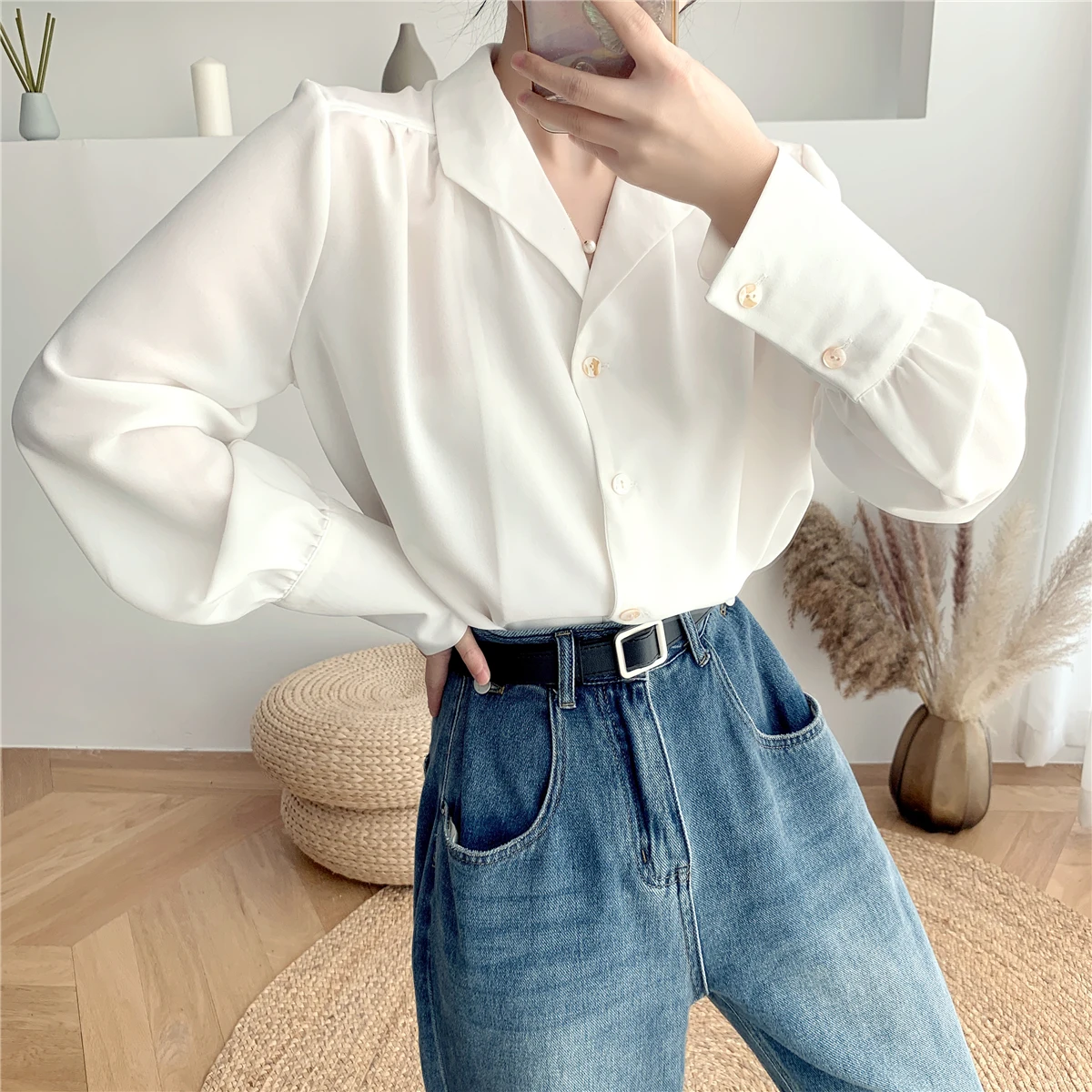 

2021 Spring Single-Breasted Long Sleeve White Shirts Women Vintage Office Ladies Lapel Work Wear Korean Woman Shirts Tops Femme