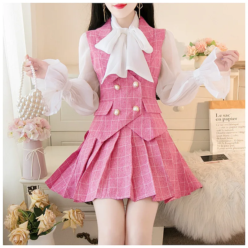 Женский костюм из трех предметов двубортный топ без рукавов и шифоновая рубашка