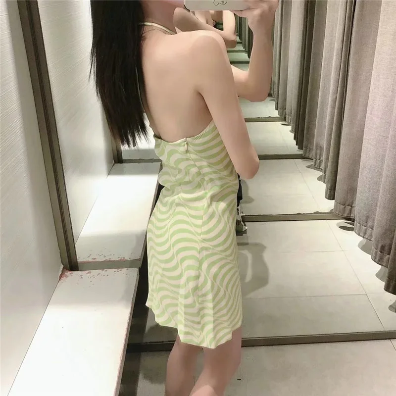 

Платье-мини в полоску, с открытой спиной и V-образным вырезом