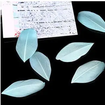 light blue 50pcs Натуральные 50 шт. 4-8 см гусиные перья разных цветов для рукоделия, рукоделия, украшения для свадебной вечеринки, аксессуары, свадебное украшение - Цвет: light blue 50pcs