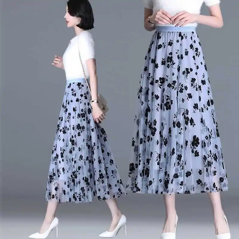

Small floral screen skirt 2021 spring and summer medium length yarn skirt versatile high waist slim big swing skirt