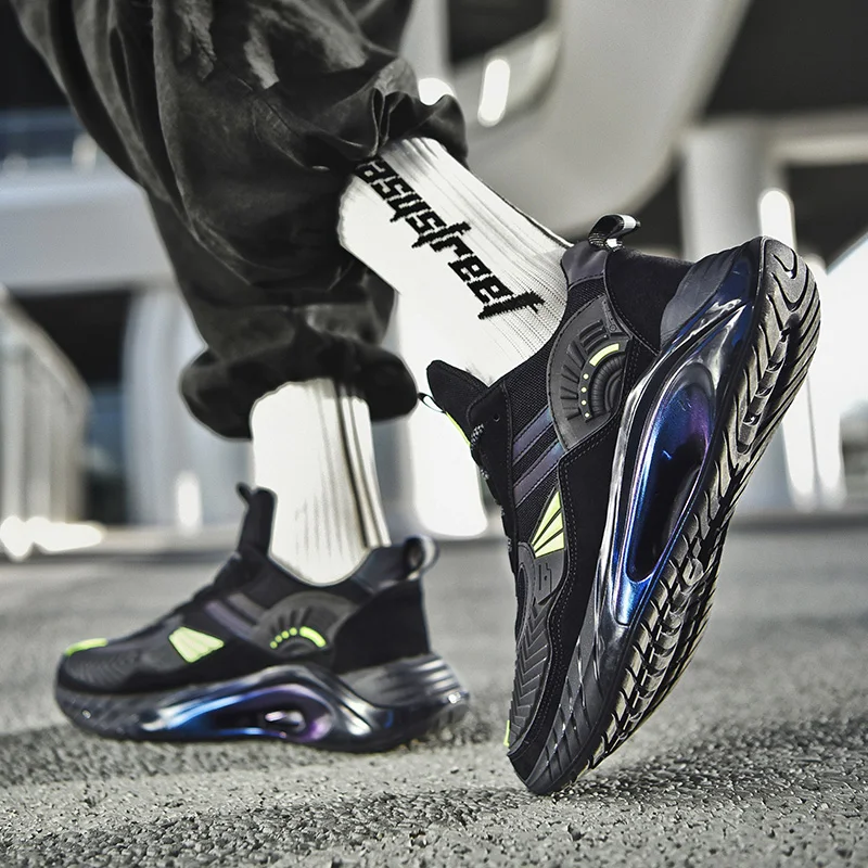 

Winter Reflective Running Shoes Men Trendy Chunky Sneakers Outdoor Breathable Sports Shoes Mesh Walking Shoes Zapatillas Hombre