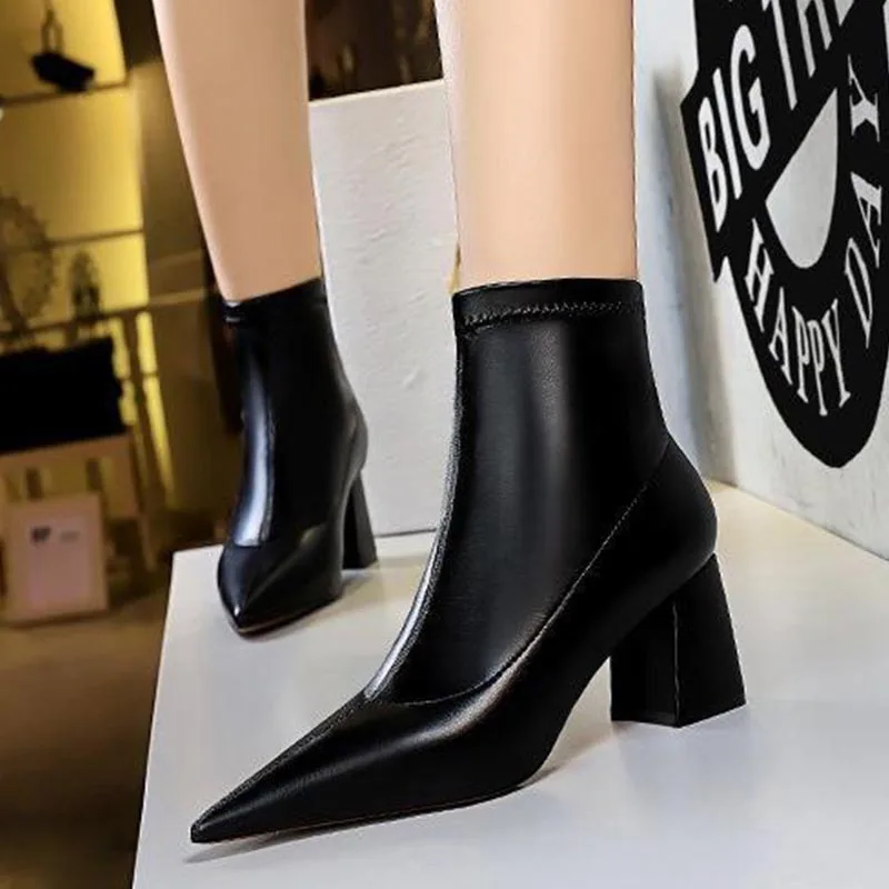 

Simple Thick Heel Women's High Heels Are Comfortable And Versatile, Pointed Women's Boots Are Thin And Sexy Short Boots