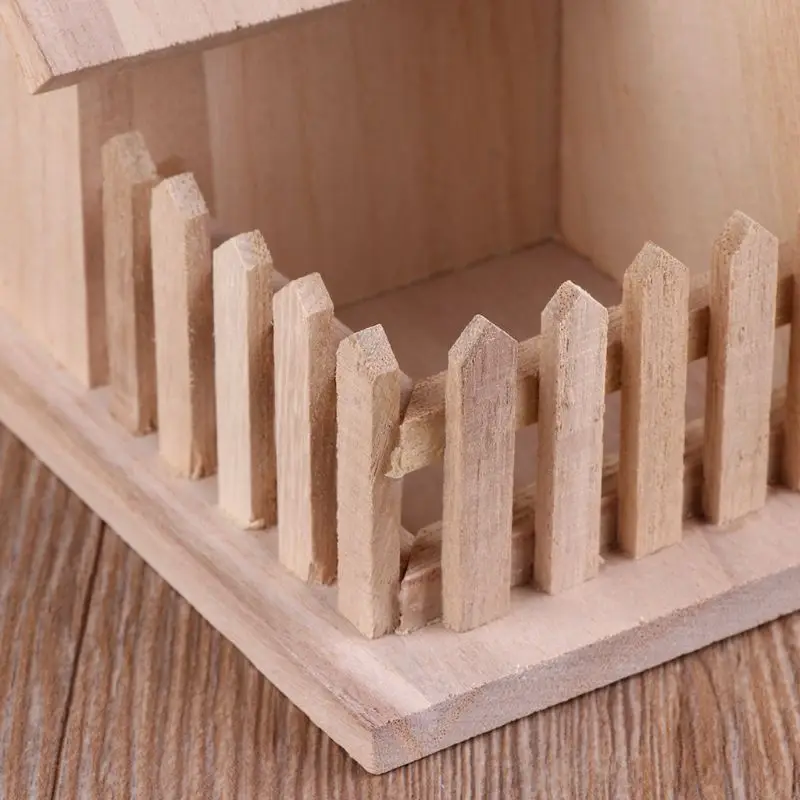 

Creative Wooden Bird House Breeding Cage Box Feeding Nest Garden Backyard Pendant Simulation Fence Birdhouse Decoration P82D