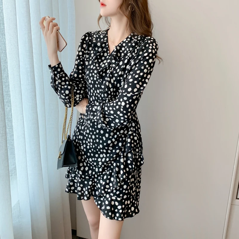 

Women Autumn Chiffon Floral Print Dress Long Sleeve Spring 2021 New V Neck Ruffled Waist Polka Dot Mini Dresses Fashion Vestidos