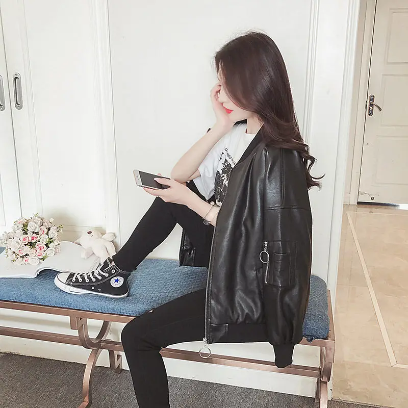 Женская куртка-бомбер Sungtin черная Свободная куртка из искусственной кожи на