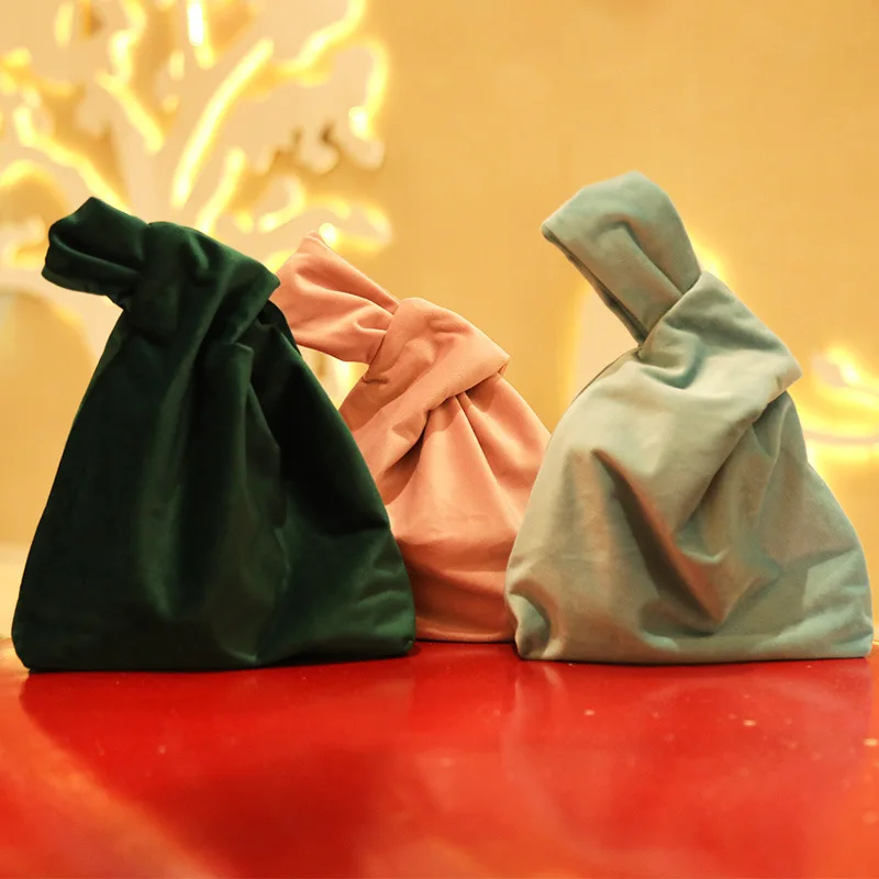 Женская сумка тоут шелковая атласная винтажная бархатная сумочка универсальные