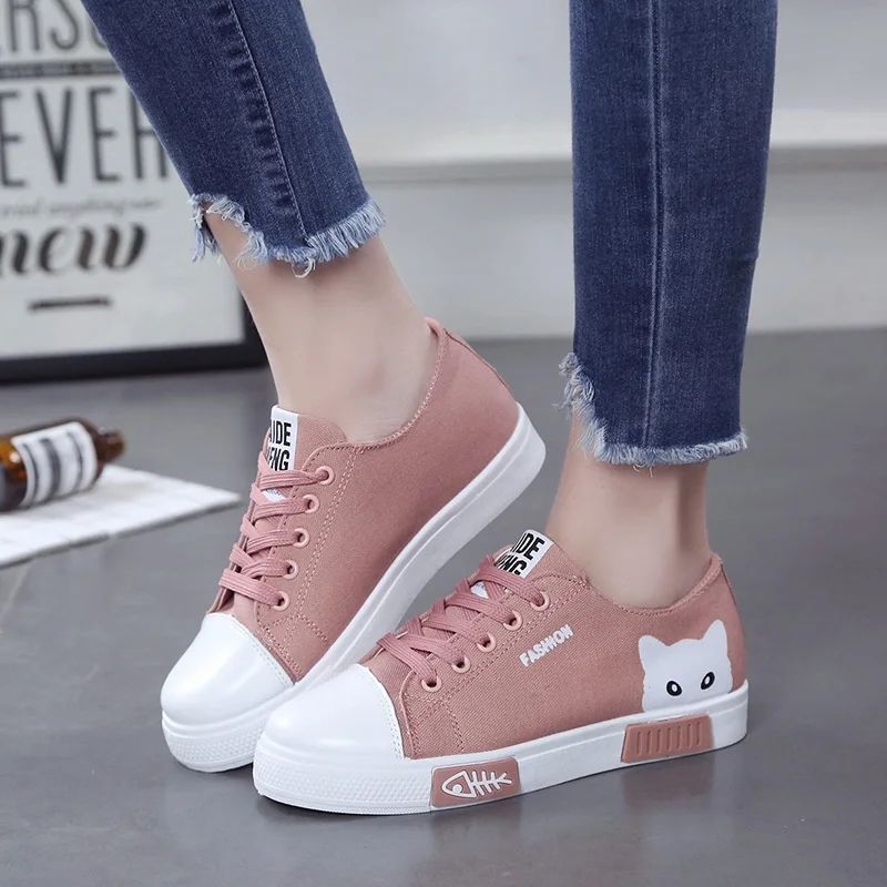

2021 Woman Vulcanized Women Flats Canvas Female Cartoon Cat Women's Platform Sneakers Ladies Board Shoes Round Toe Plus Size 40
