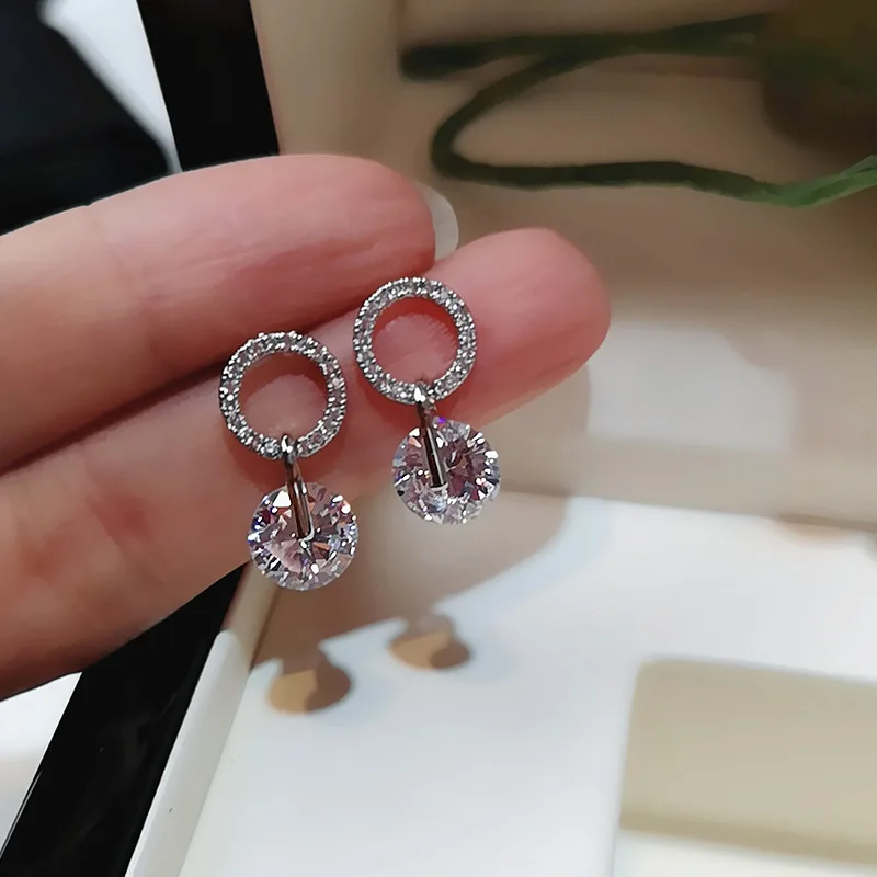 

Huitan Korean Partysu Style Brilliant Cubic Zirconia Women Drop Earrings 4 Colors Simple Stylish Female Delicate Earring Jewelry