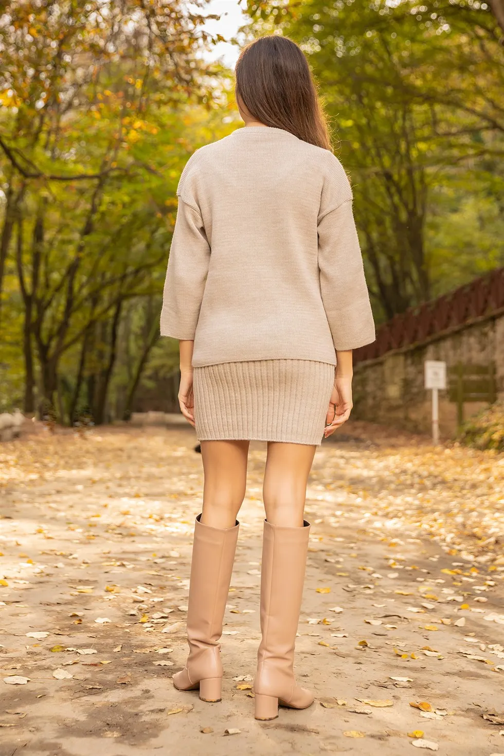 

Dress-Sweater Suit-BEIGE