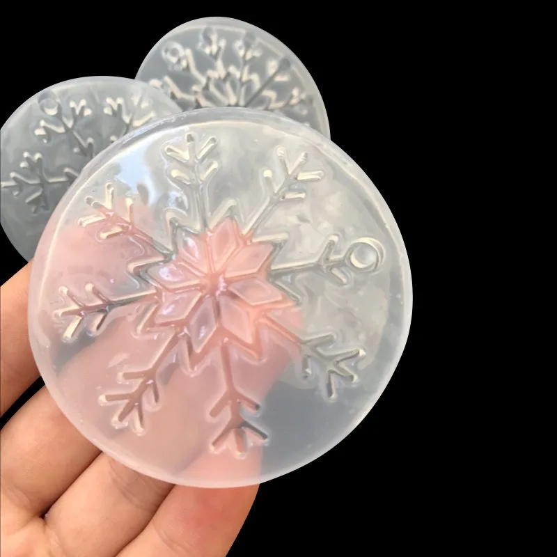 

2020 new hot White Snowflake Crystal Mold UV Resin Silicone Mold For DIY Pendant Jewelry Making Molds