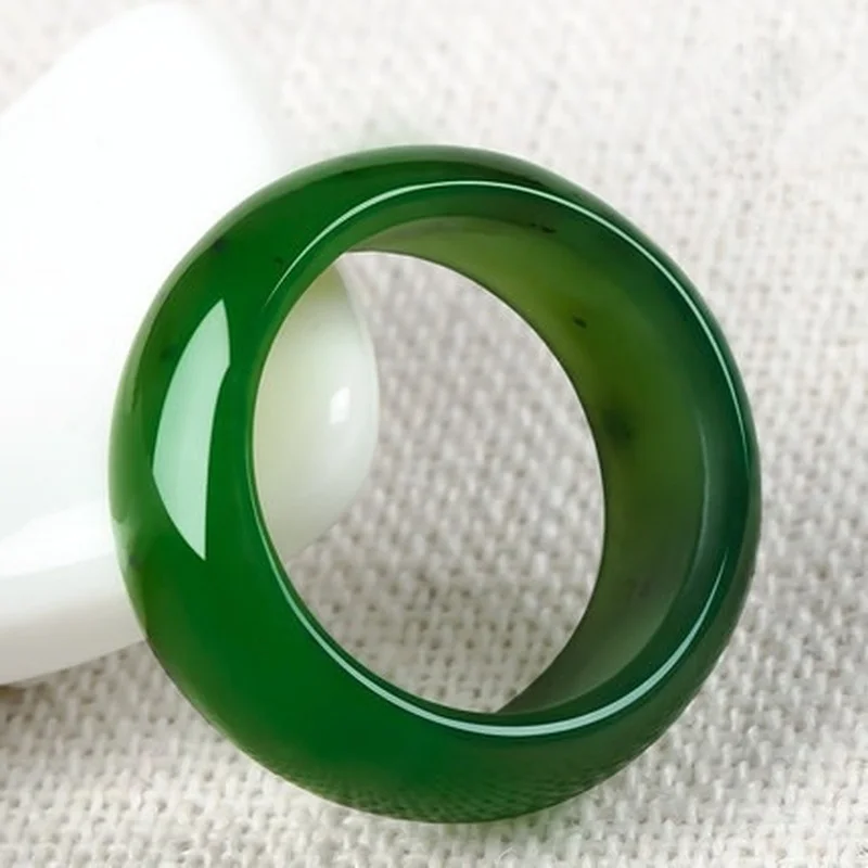 Кольцо из яшмы натурального шпината зеленое кольцо китайского жадеита