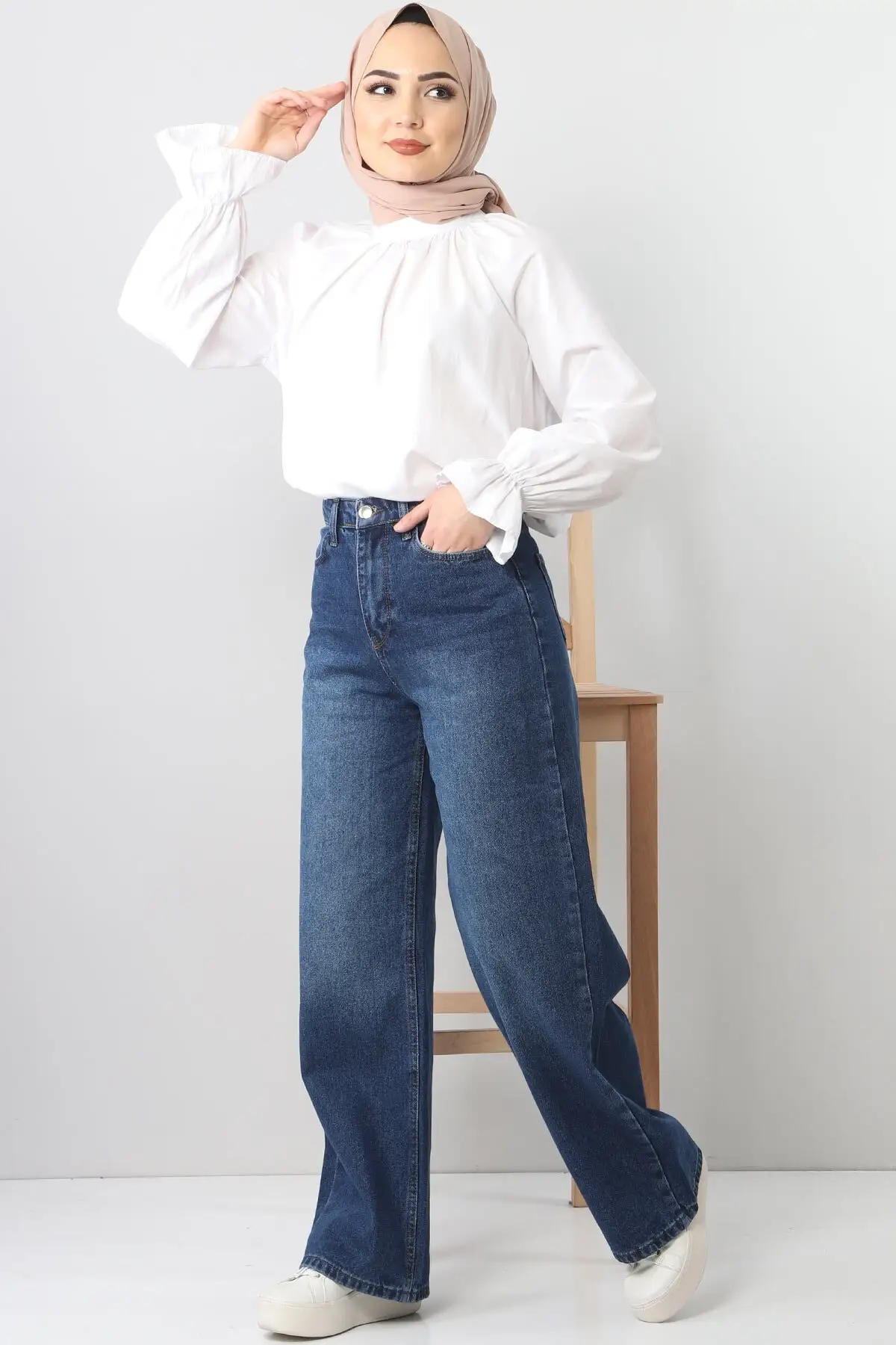 

Plenty of women Dark Blue Jeans Leg Women's Islamic Clothing Pants