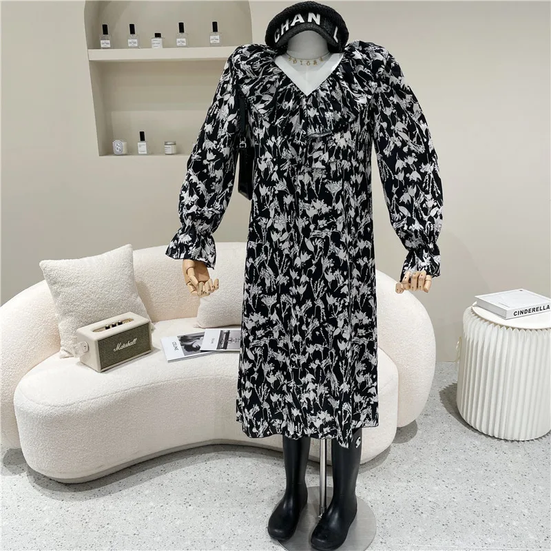 

Women's Spring Summer 2021 Niche Design Fashion Vintage Floral Long Sleeve Pleated Loose And Thin Ruffles Dress