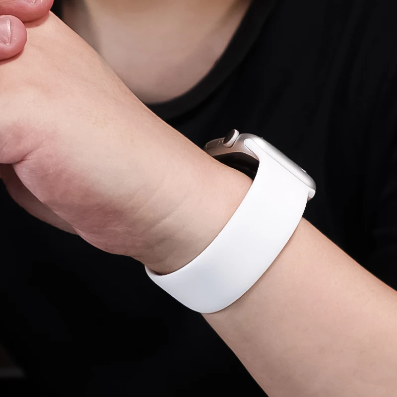 Solo Loop Band for Apple Watch 6 SE 5 44mm 40mm Iwatch Elastic Silicone Strap Bracelet 42mm 38mm for Apple Watch Seires 4 3 2 1
