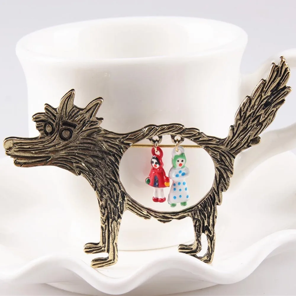 

Fashion Vintage Wolf Brooch Jewelry Little Red Riding Hood Unique Epaulette Metal Pins Brooches For Women