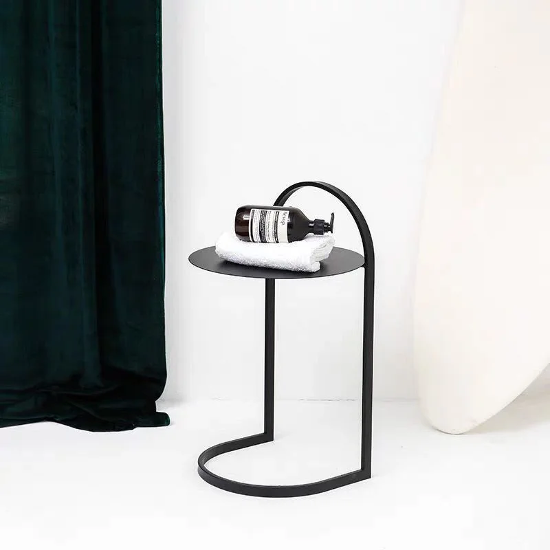 Металлический приставной столик журнальный | Мебель