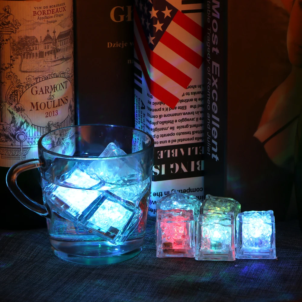 

LED Ice Cubes Glowing Party Ball Flash Light Luminous Neon Wedding Festival Christmas Bar Wine Glass Decoration Supplies