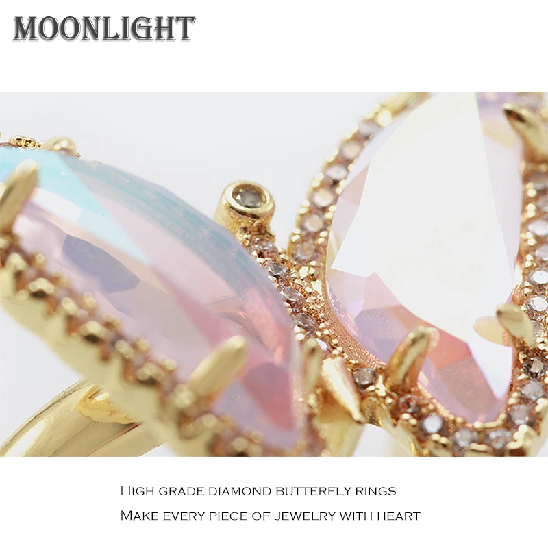 

New Gold-plated Zircon Butterfly Charms Ring For Women Temperament Vintage Blue Pink Glass Rings Fashion Jewelry Accessories
