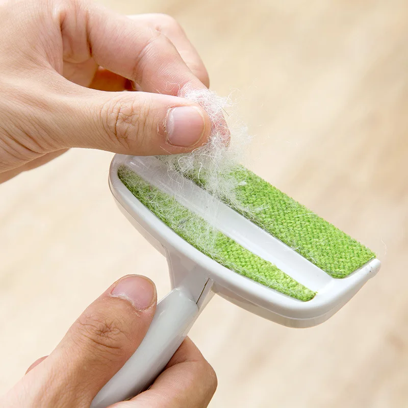 

Mini Clothes Fur Remover 2 Heads Pet Hair Sofa Dust Brush Cleaning Tools HEE889