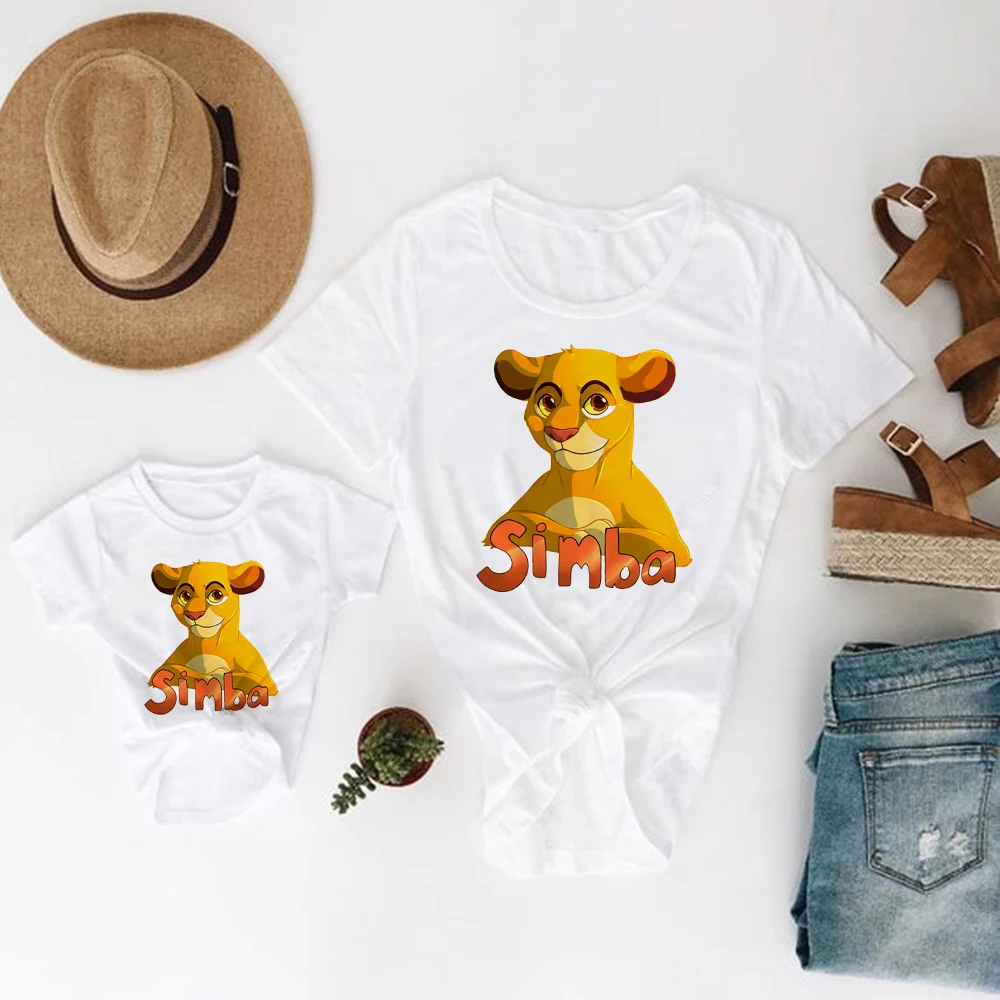 

Disney Simba Oversized T-shirt Women The Lion King Series Family Clothing Sets Mother Father and Daughter Son Tshirt Summer