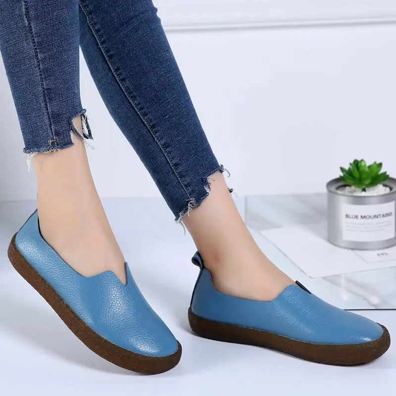 New Style Large Size Loafers Ladies Shoes Casual Comfortable Soft Sole Flat Shoes Women's Shoes Leather Shoes Ladies