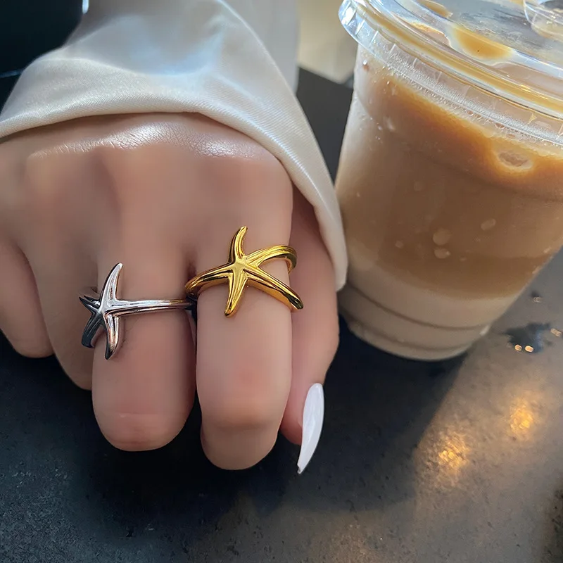 

OE Woman Fashion Starfish Design Sense Finger Ring Seaside Simple Girl Ring Jewelry
