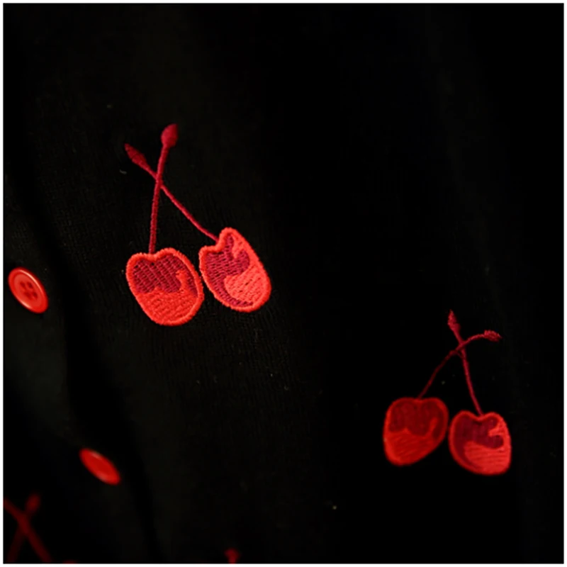 Женский вязаный кардиган с вышивкой вишни белый свитер длинным рукавом для весны