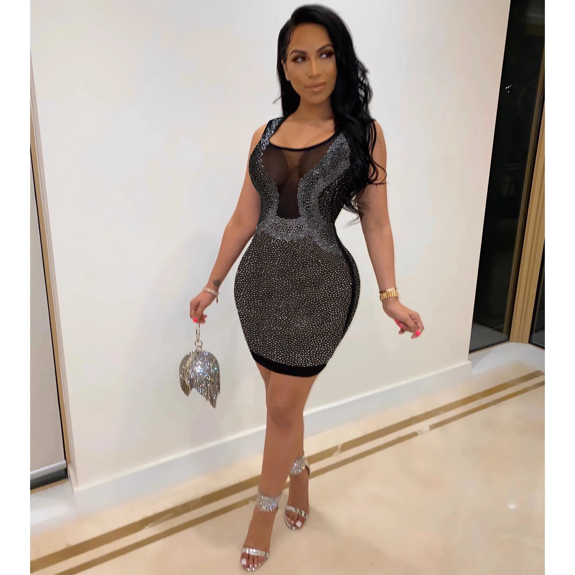 

Женское блестящее платье с квадратным вырезом, Черное мини-платье без рукавов, украшенное бусинами, лето 2020