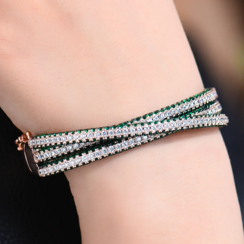 

Женский блестящий браслет с фианитами, свадебный аксессуар