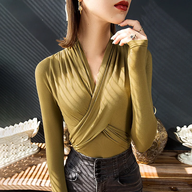 

Cross V-neck Top 2021 Autumn and Winter New Pleated Zou Design Low Collar Top Inner Bottoming Shirt Western Style Small Shirt
