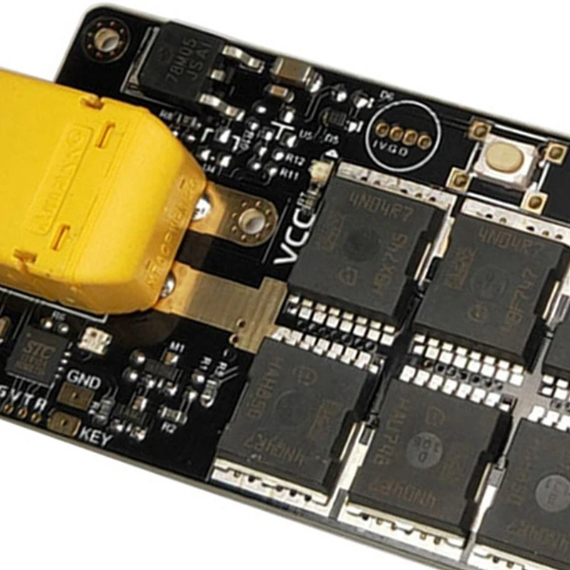 

DIY Portable 7-16V High Rate Lithium Battery Energy Storage PCB Circuit Board 8 Tube High Current Board Spot Welde