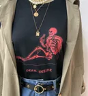 Sunfiz HJN Скелет питьевой вино надпись мертвый внутри темный готический стиль футболка хлопковая Повседневная смешная гранж унисекс женская футболка