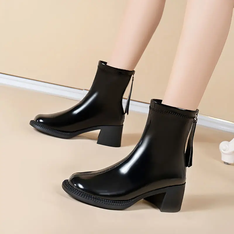 

Ботильоны женские из лакированной кожи на высоком квадратном каблуке, Осень-зима 2021, модные короткие ботинки с круглым носком и молнией, жен...