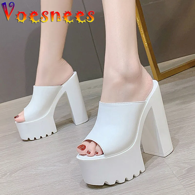 

Voesnees Women Slippers Comfortable Waterproof Platform Sandals Fashion Summer Pure Colour Fang Heel High-Heeled Shoes 2021 New